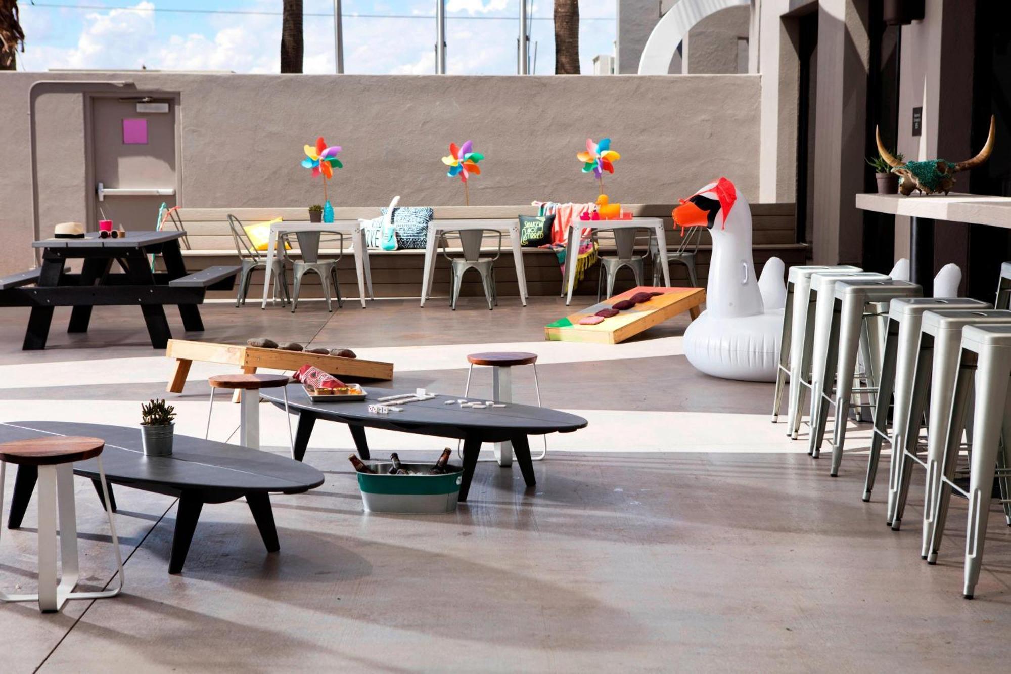 Moxy Phoenix Tempe/Asu Area Ngoại thất bức ảnh