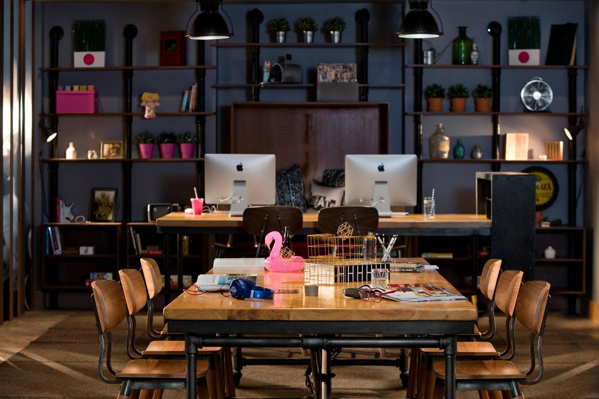 Moxy Phoenix Tempe/Asu Area Ngoại thất bức ảnh