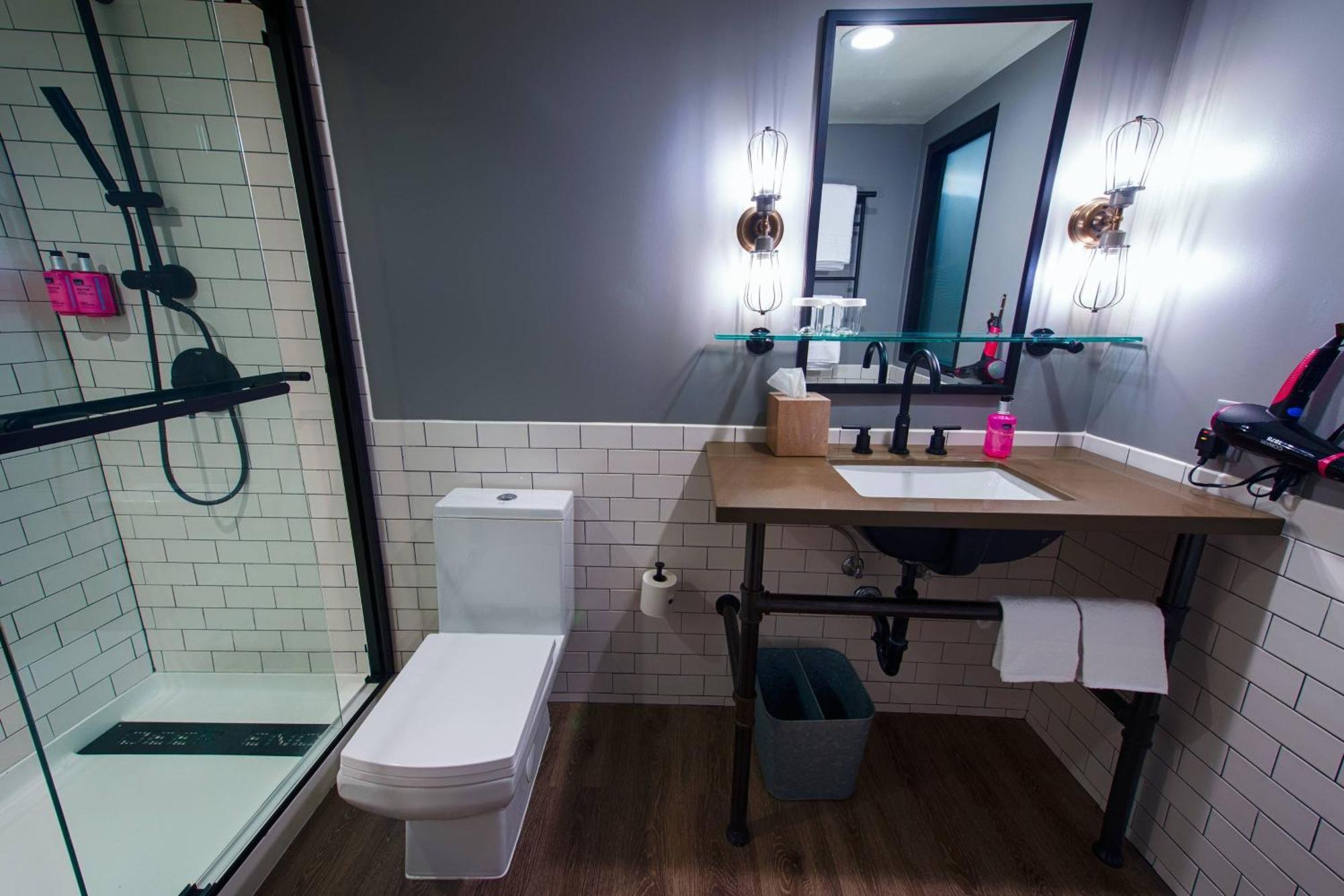 Moxy Phoenix Tempe/Asu Area Ngoại thất bức ảnh