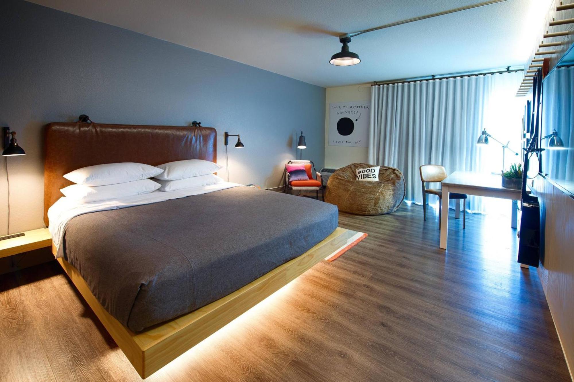 Moxy Phoenix Tempe/Asu Area Ngoại thất bức ảnh