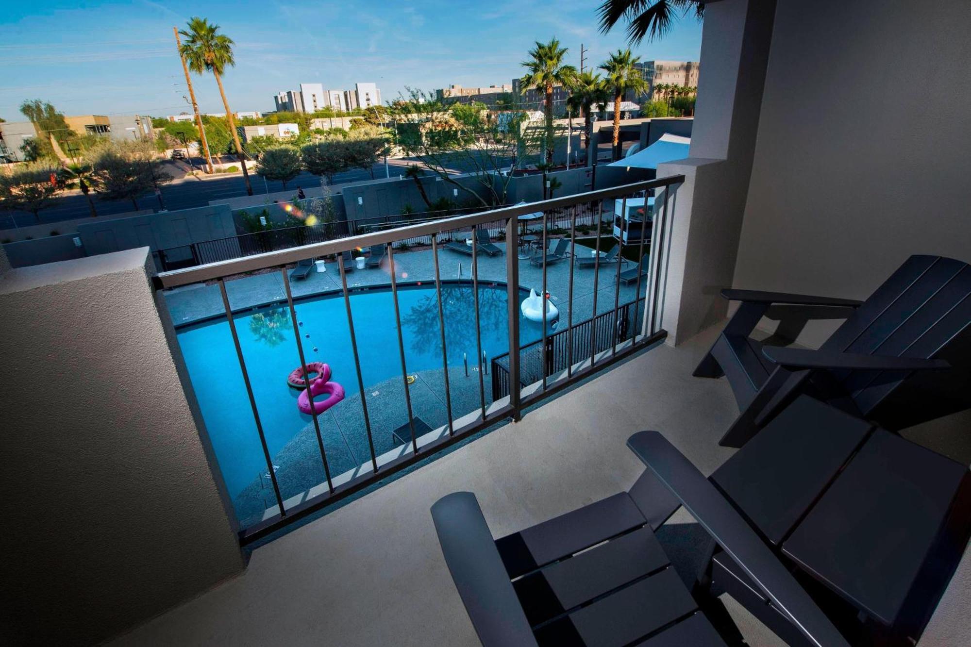 Moxy Phoenix Tempe/Asu Area Ngoại thất bức ảnh