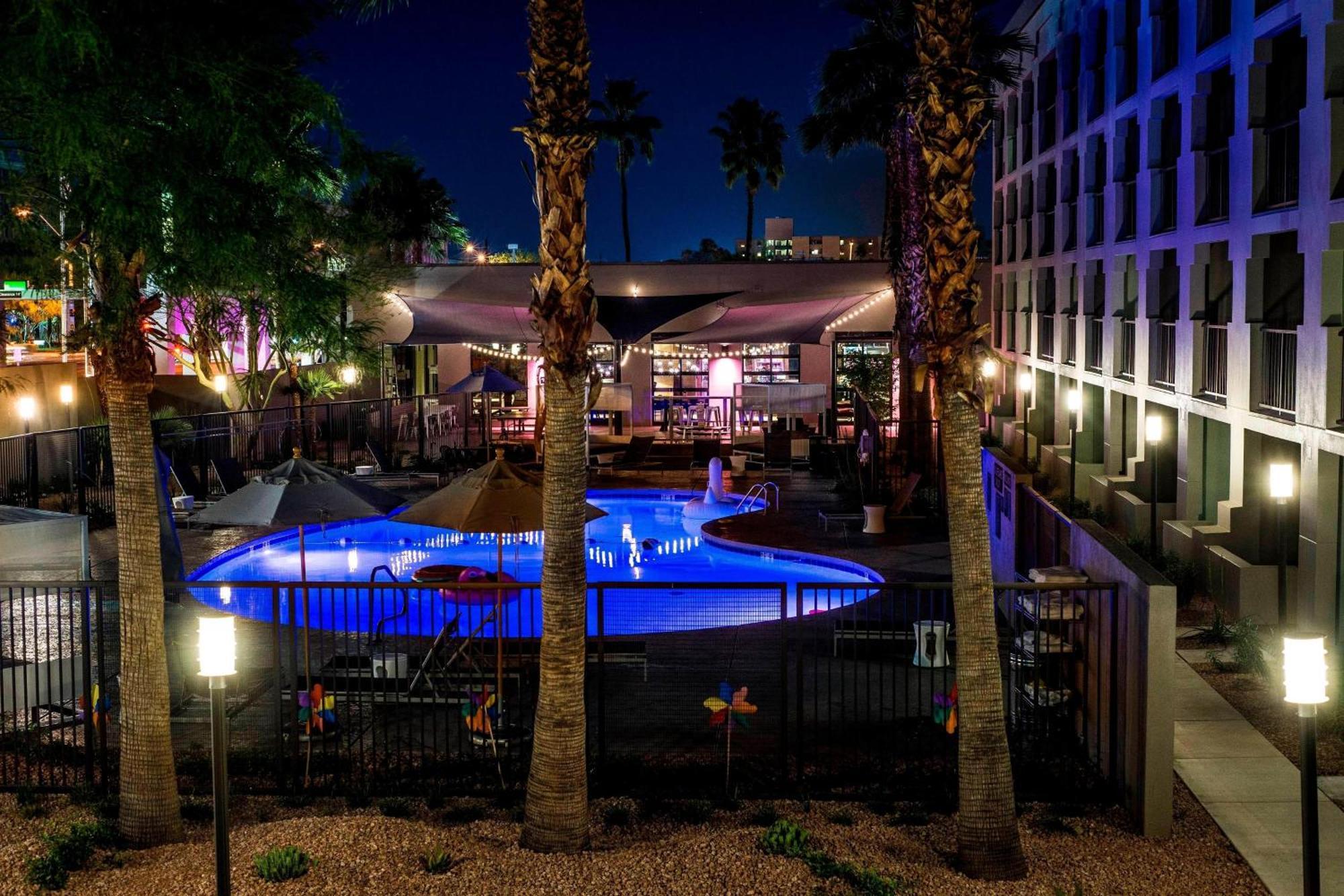 Moxy Phoenix Tempe/Asu Area Ngoại thất bức ảnh