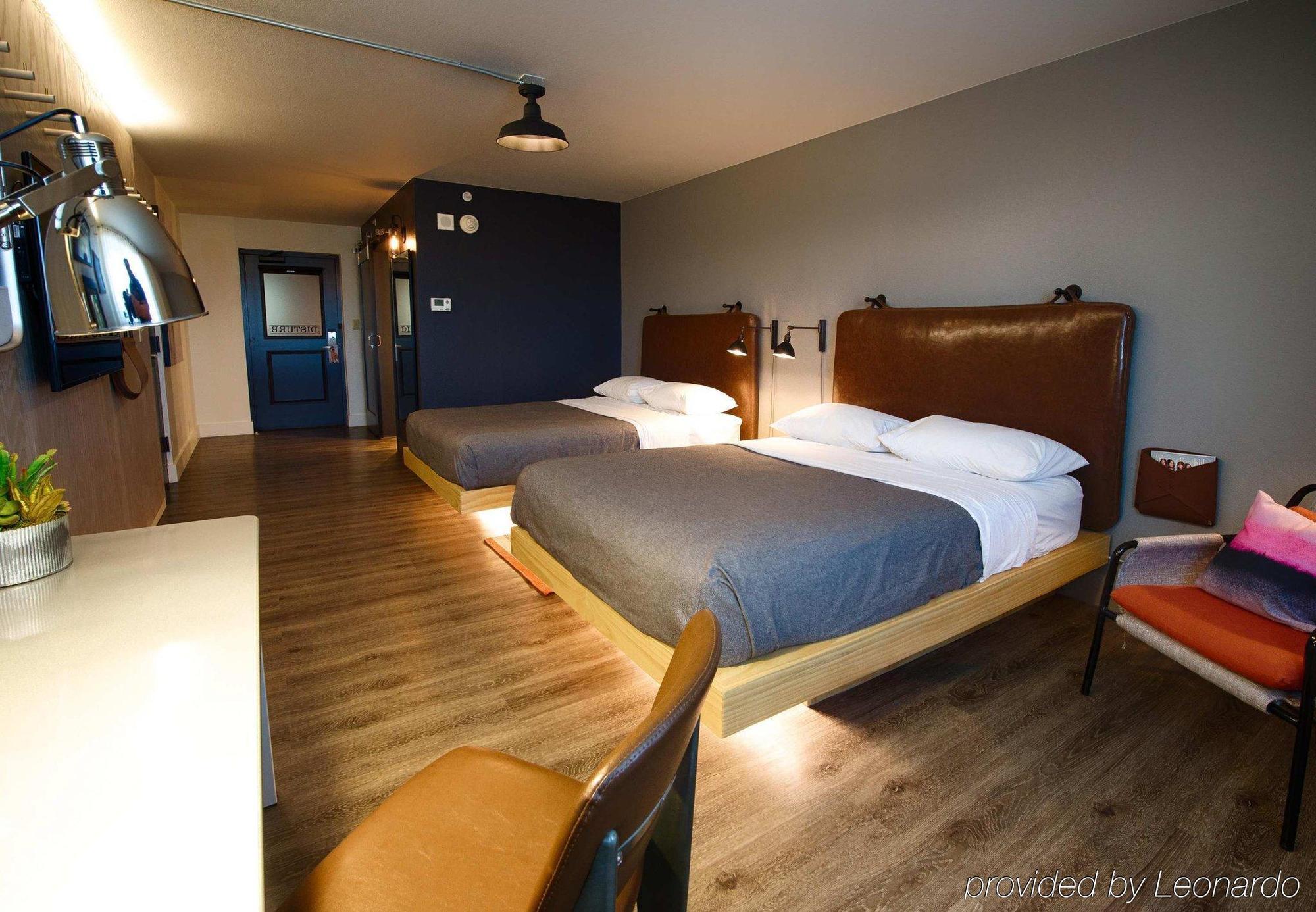 Moxy Phoenix Tempe/Asu Area Ngoại thất bức ảnh