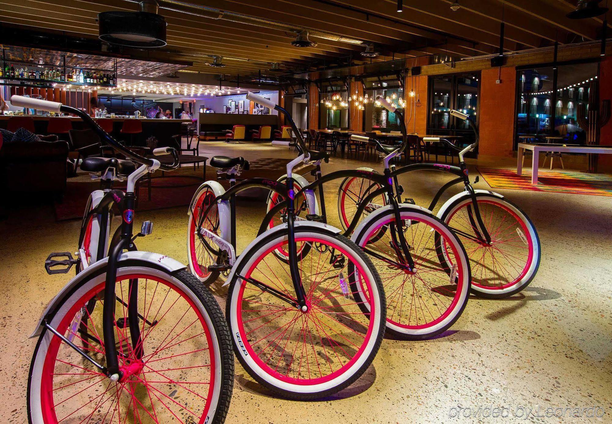 Moxy Phoenix Tempe/Asu Area Ngoại thất bức ảnh
